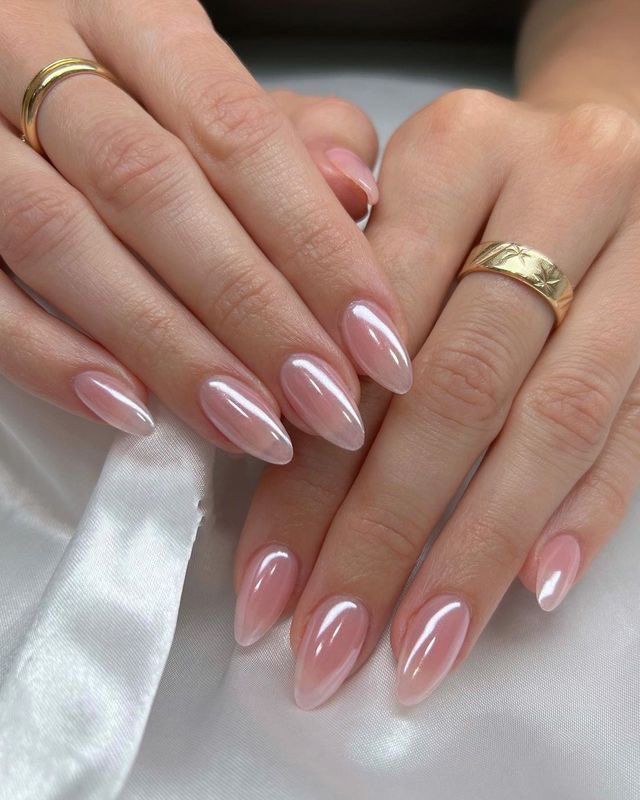 Chrome nail salon